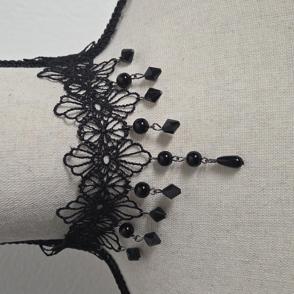 Jewelry - Elegant Black Lace Choker Necklace